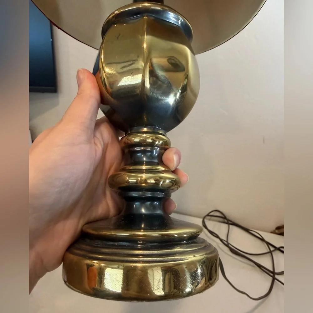 Vintage Leviton 16”Gold Brass Table Lamp W/Red‎ Shade Mid Century Modern Accent